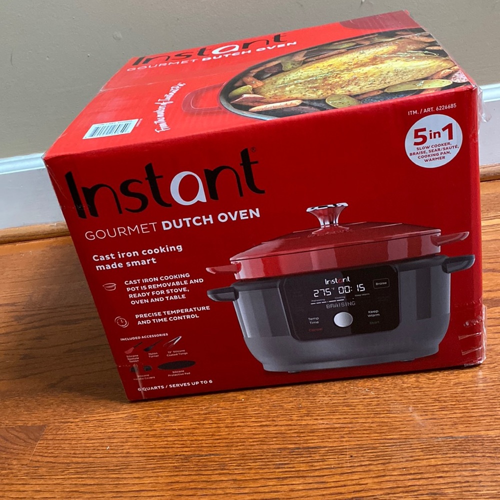 Instant Dutch oven 5 in 1（ new not open)